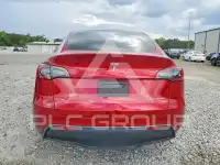 2024 Tesla Model Y фото