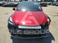 2024 Tesla Model Y фото