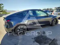 2024 Tesla Model Y photo