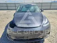 2024 Tesla Model Y фото