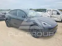 2024 Tesla Model Y фото