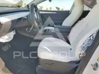2024 Tesla Model Y photo