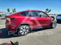 2024 Tesla Model Y фото