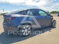 2024 Tesla Model Y photo
