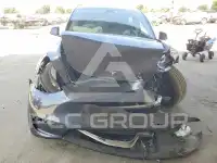 2024 Tesla Model Y фото