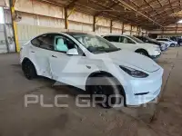 2024 Tesla Model Y фото