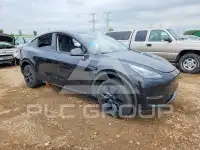 2024 Tesla Model Y фото