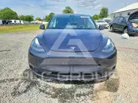 2024 Tesla Model Y фото