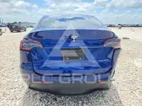 2024 Tesla Model Y фото