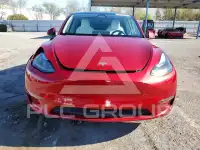 2024 Tesla Model Y photo