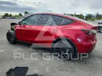 2024 Tesla Model Y фото
