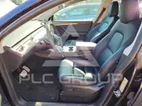 2024 Tesla Model Y фото