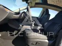2024 Tesla Model Y photo