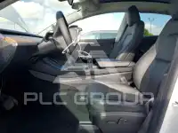 2024 Tesla Model Y фото