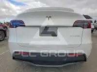 2024 Tesla Model Y фото