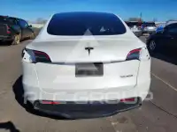 2024 Tesla Model Y фото