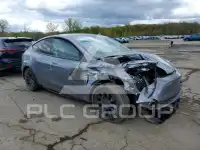 2024 Tesla Model Y фото