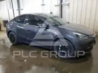 2024 Tesla Model Y photo