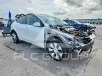 2024 Tesla Model Y фото