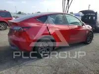 2024 Tesla Model Y фото