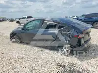 2024 Tesla Model Y фото