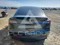2024 Tesla Model Y фото