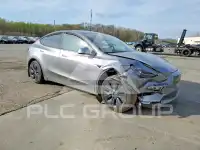 2024 Tesla Model Y фото