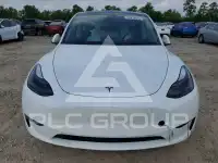 2024 Tesla Model Y фото