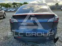 2024 Tesla Model Y photo