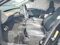 2024 Tesla Model Y фото