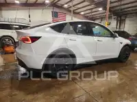 2024 Tesla Model Y фото