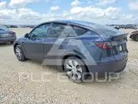 2024 Tesla Model Y фото