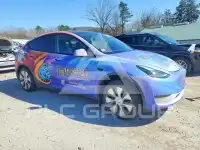2024 Tesla Model Y фото