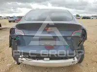 2024 Tesla Model Y photo