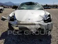2024 Tesla Model Y фото