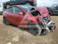 2024 Tesla Model Y фото