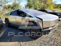 2024 Tesla Cybertruck фото