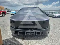 2024 Tesla Cybertruck фото
