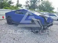 2024 Tesla Cybertruck фото