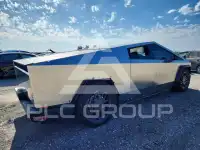 2024 Tesla Cybertruck фото