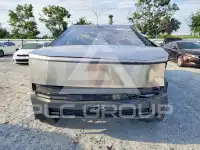 2024 Tesla Cybertruck фото