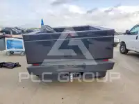 2024 Tesla Cybertruck фото