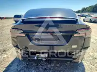2024 Tesla Model X photo