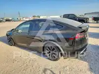 2024 Tesla Model X фото
