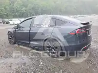2024 Tesla Model X фото
