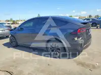 2024 Tesla Model X фото