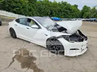 2024 Tesla Model S photo