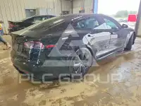 2024 Tesla Model S фото