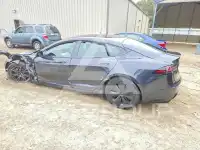 2024 Tesla Model S фото