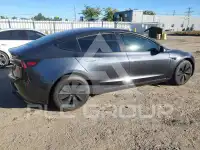 2024 Tesla Model 3 фото